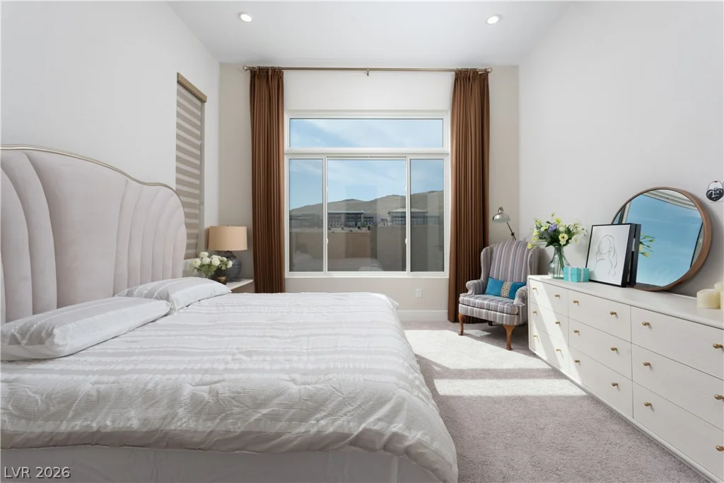 11033 Concord Valley, Las Vegas, NV 89135