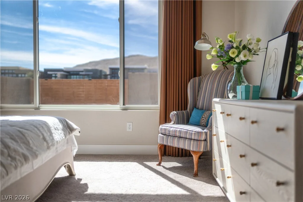 11033 Concord Valley, Las Vegas, NV 89135