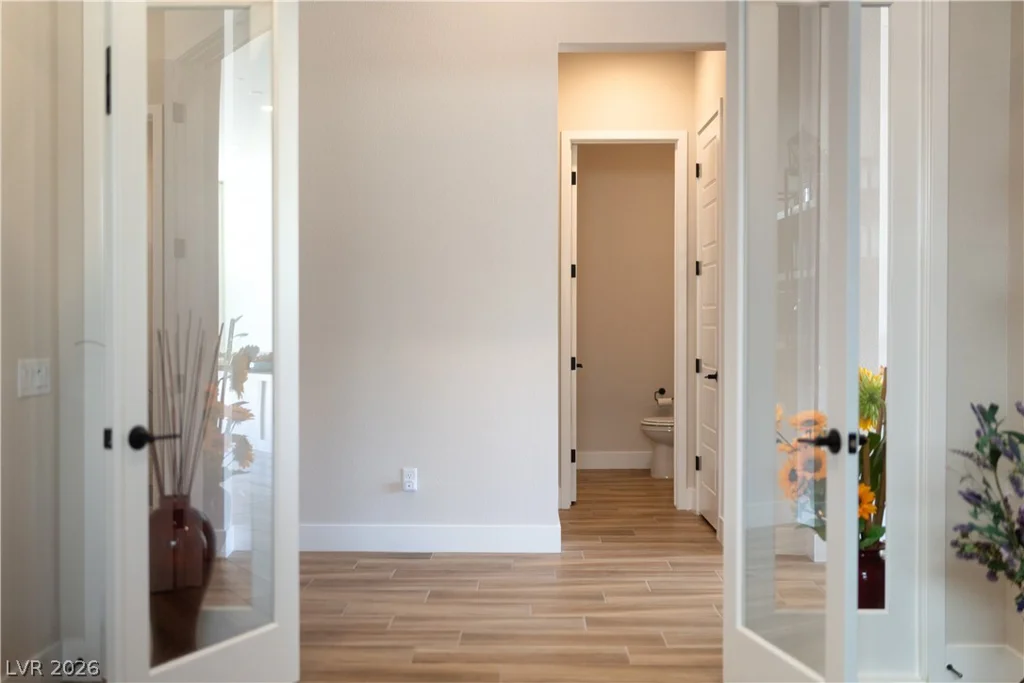 11033 Concord Valley, Las Vegas, NV 89135