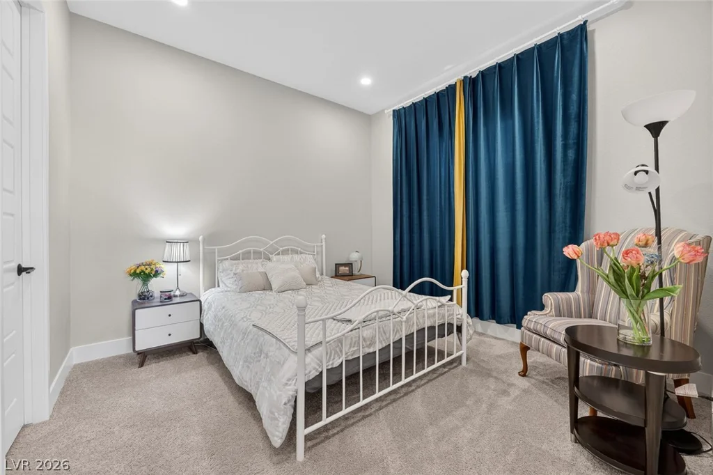 11033 Concord Valley, Las Vegas, NV 89135