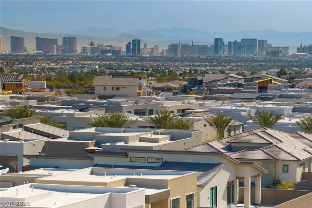 11033 Concord Valley, Las Vegas, NV 89135