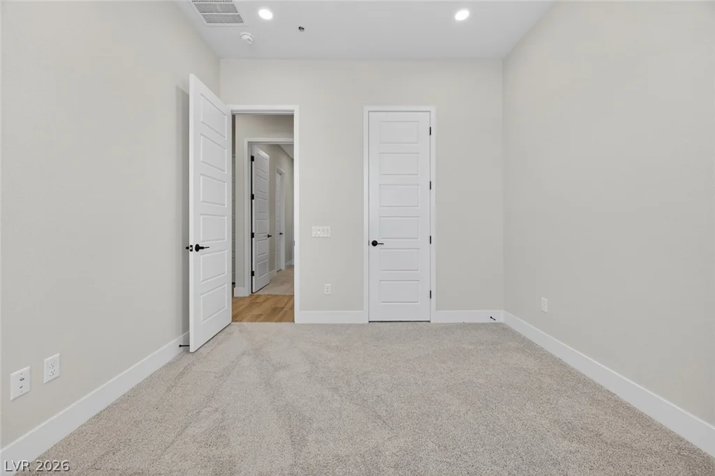 11033 Concord Valley, Las Vegas, NV 89135