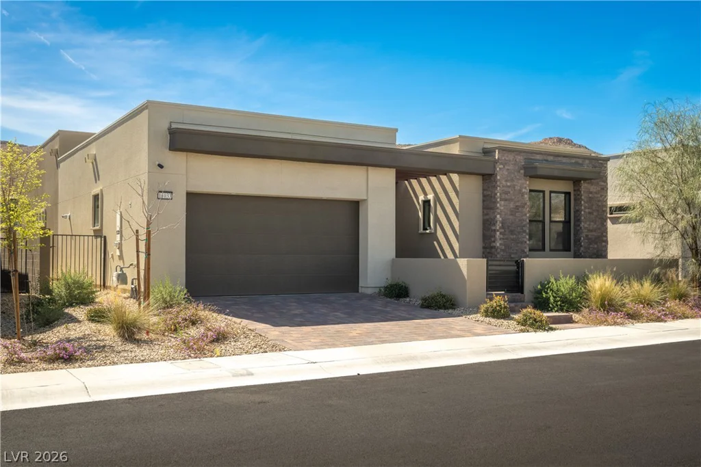 11033 Concord Valley, Las Vegas, NV 89135