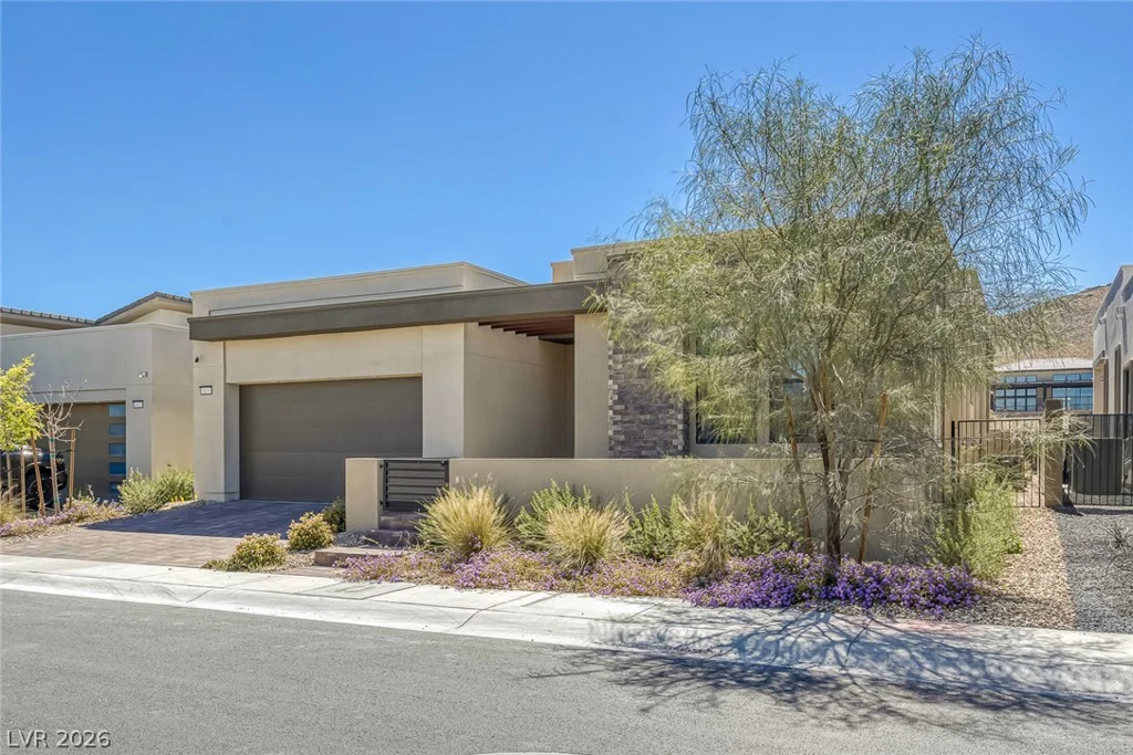 11033 Concord Valley, Las Vegas, NV 89135