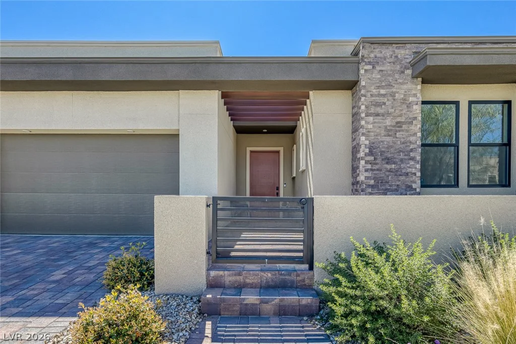 11033 Concord Valley, Las Vegas, NV 89135