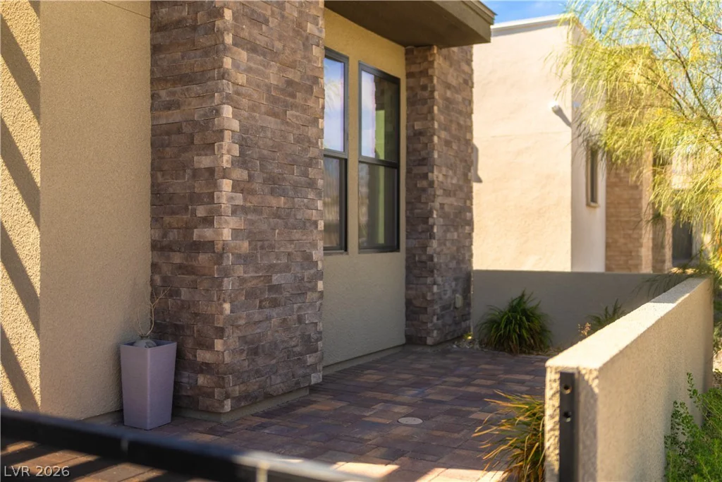 11033 Concord Valley, Las Vegas, NV 89135