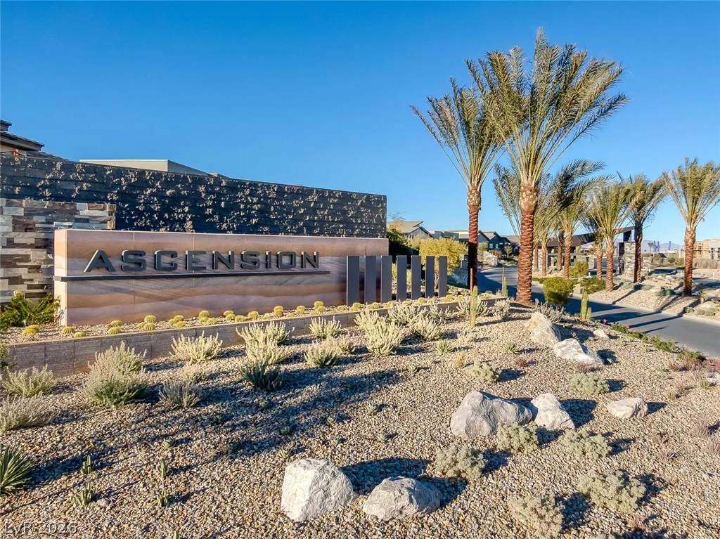 11033 Concord Valley, Las Vegas, NV 89135