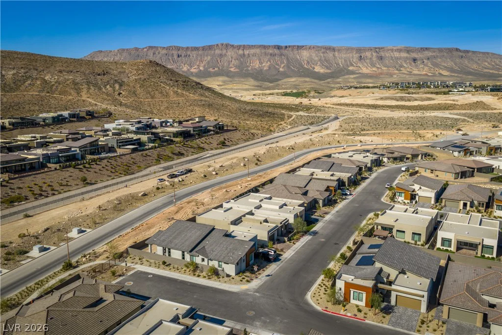 11033 Concord Valley, Las Vegas, NV 89135