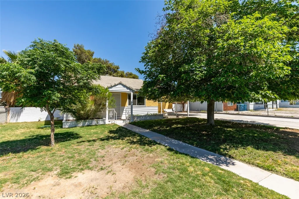 1127 Melville, Las Vegas, NV 89102