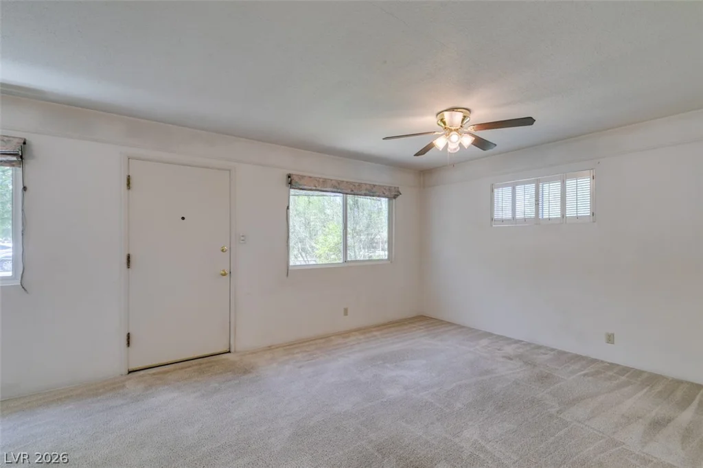 1127 Melville, Las Vegas, NV 89102