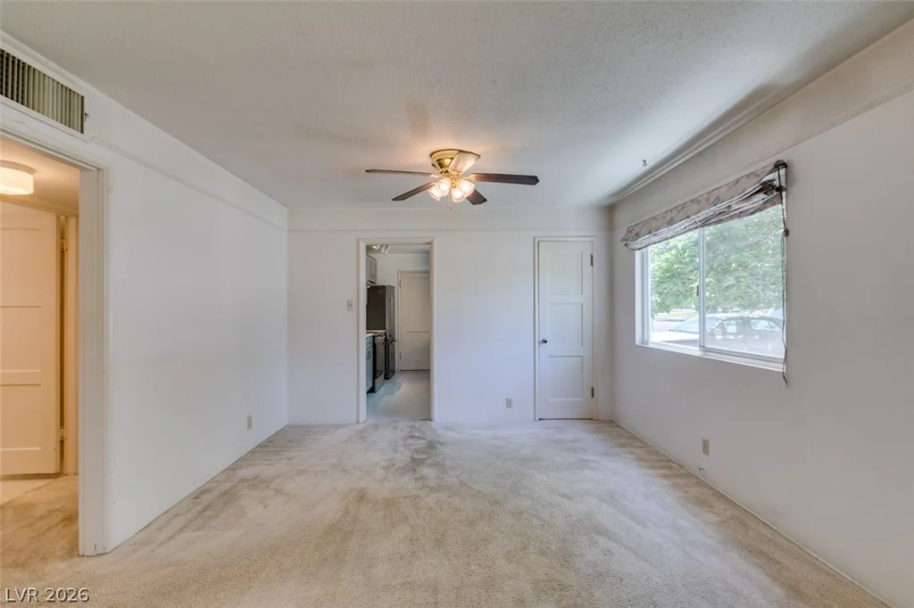 1127 Melville, Las Vegas, NV 89102