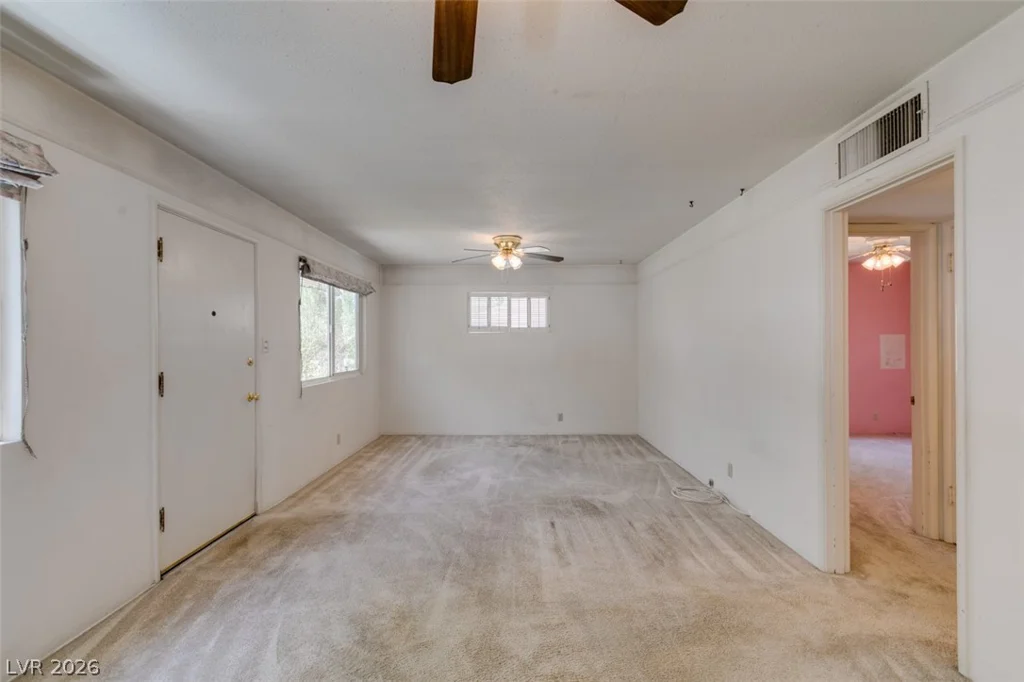 1127 Melville, Las Vegas, NV 89102