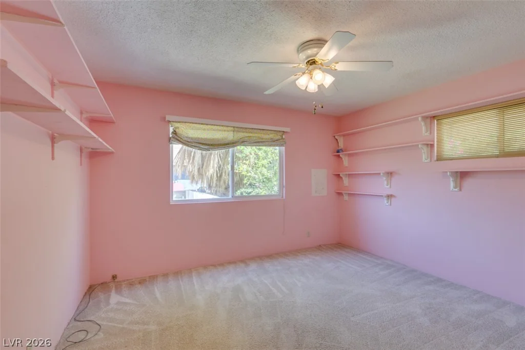 1127 Melville, Las Vegas, NV 89102