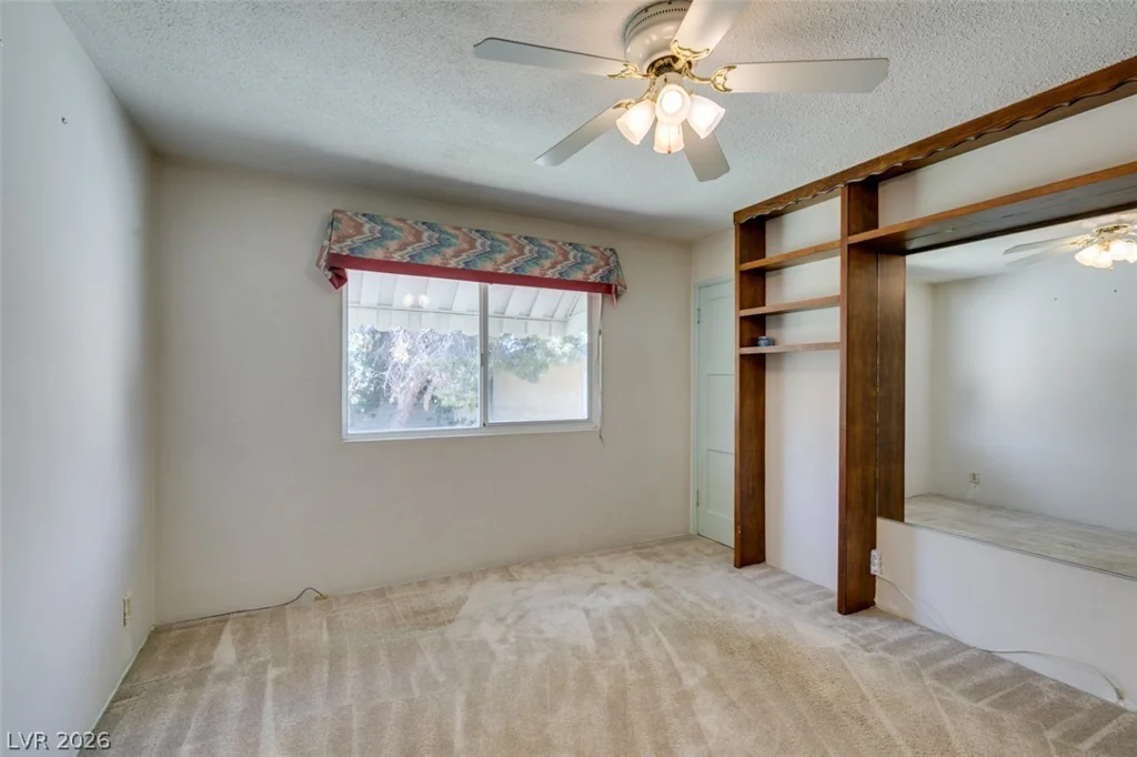 1127 Melville, Las Vegas, NV 89102