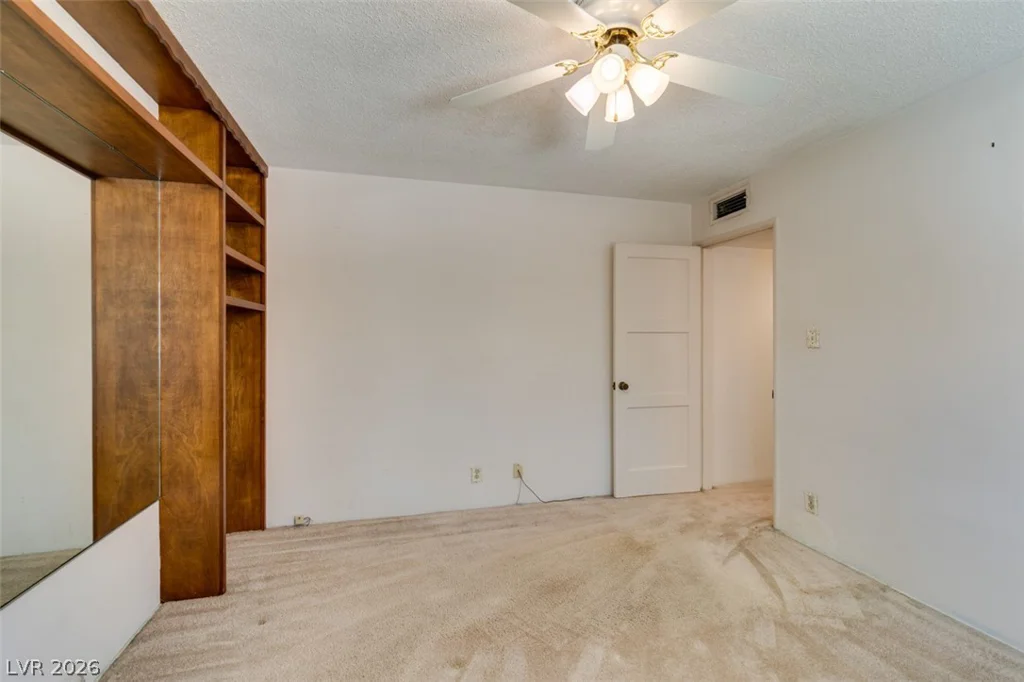 1127 Melville, Las Vegas, NV 89102