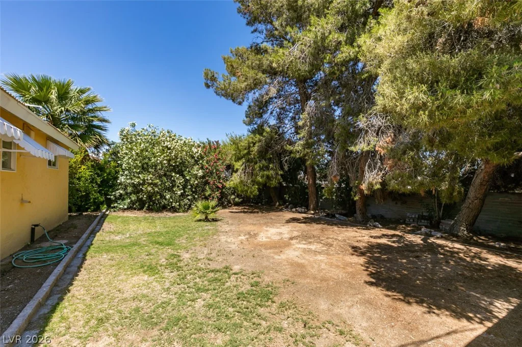 1127 Melville, Las Vegas, NV 89102