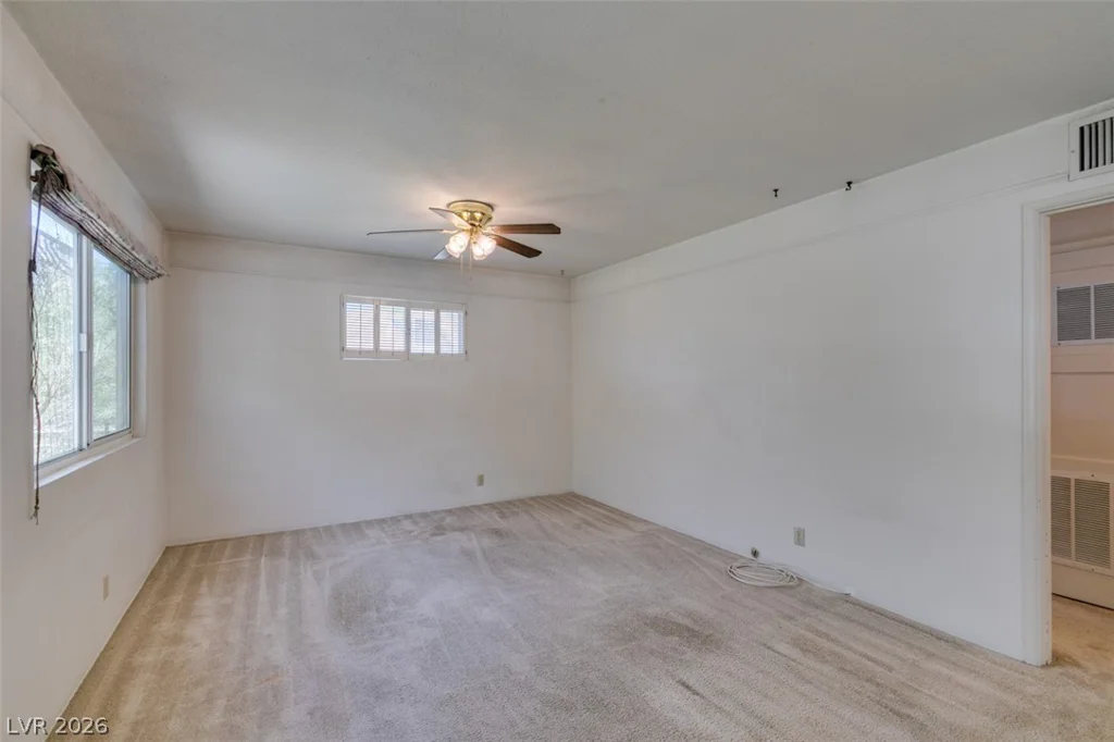 1127 Melville, Las Vegas, NV 89102