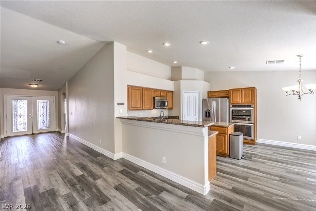 8341 Jeremiahs Lodge, Las Vegas, NV 89131