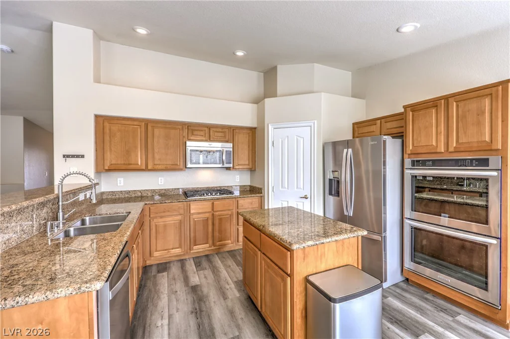8341 Jeremiahs Lodge, Las Vegas, NV 89131