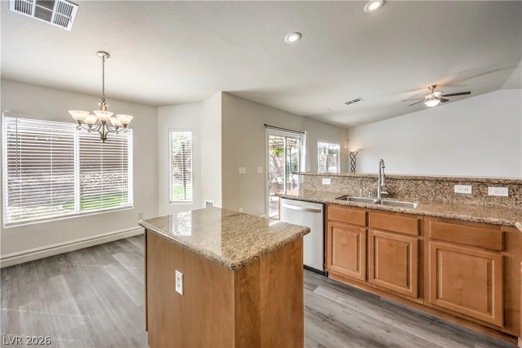 8341 Jeremiahs Lodge, Las Vegas, NV 89131