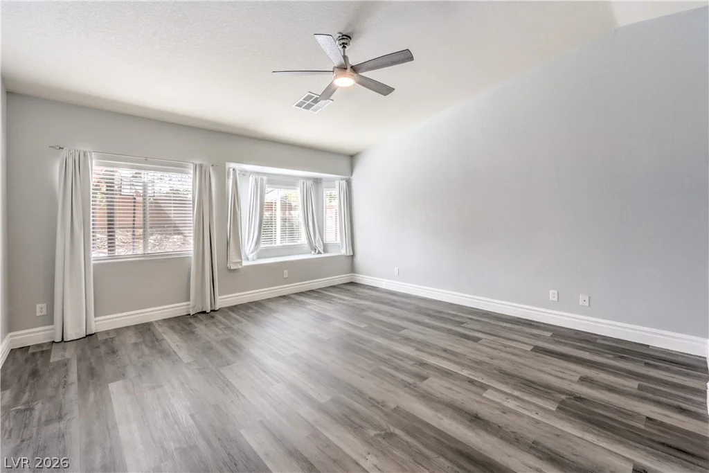 8341 Jeremiahs Lodge, Las Vegas, NV 89131