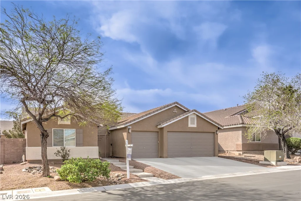 8341 Jeremiahs Lodge, Las Vegas, NV 89131