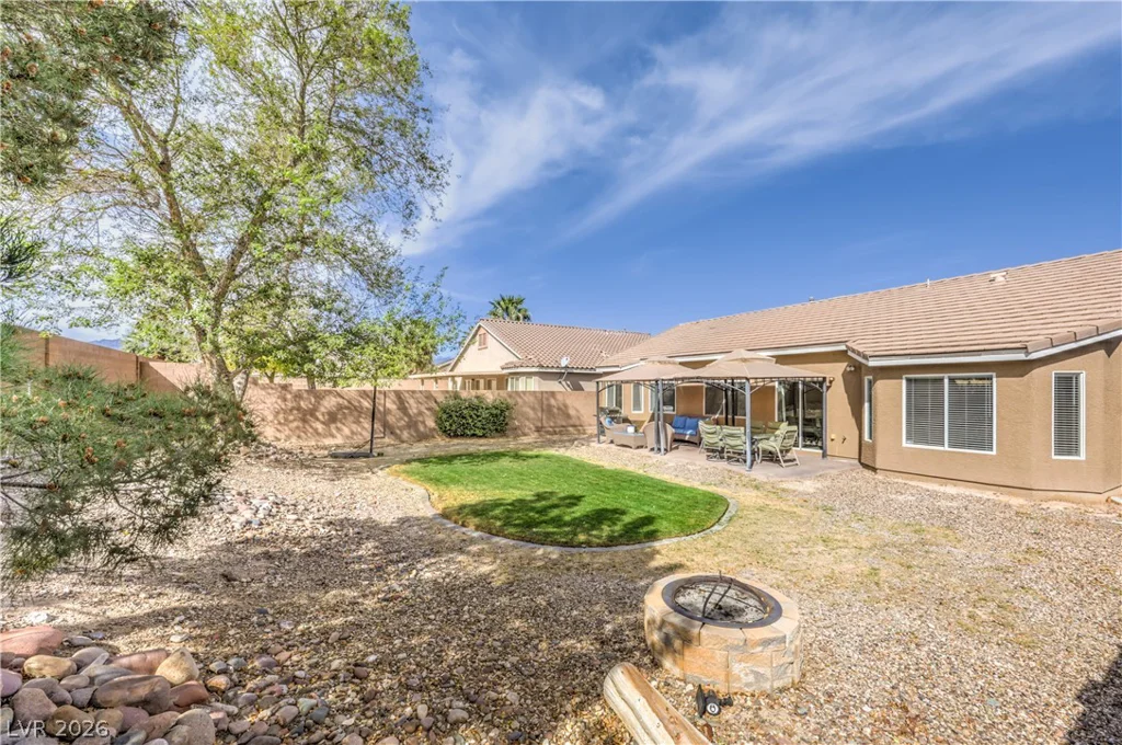 8341 Jeremiahs Lodge, Las Vegas, NV 89131