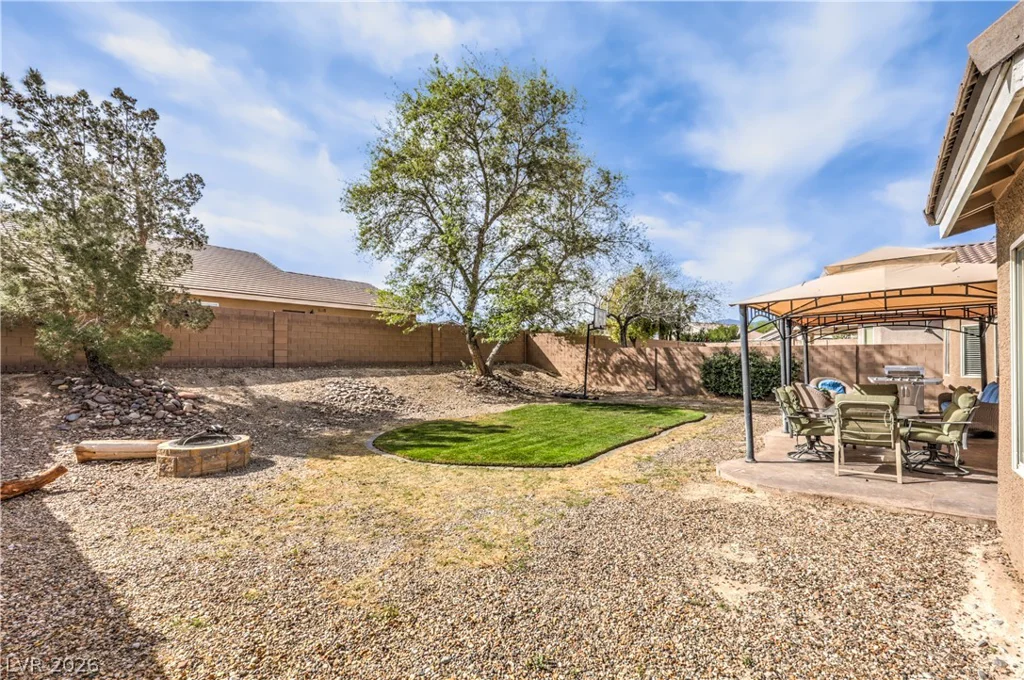 8341 Jeremiahs Lodge, Las Vegas, NV 89131