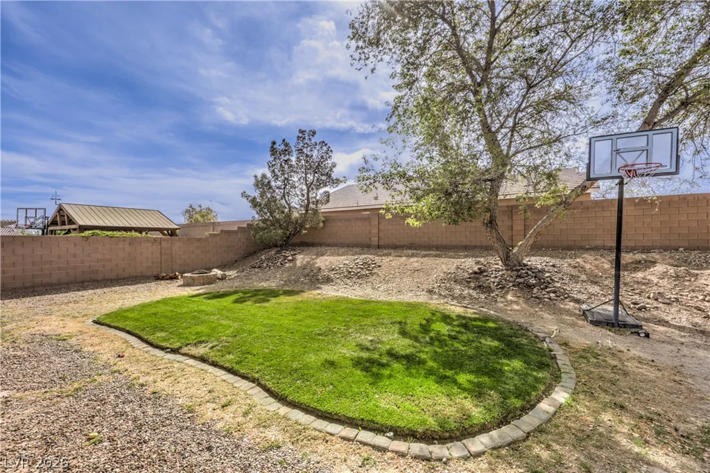 8341 Jeremiahs Lodge, Las Vegas, NV 89131