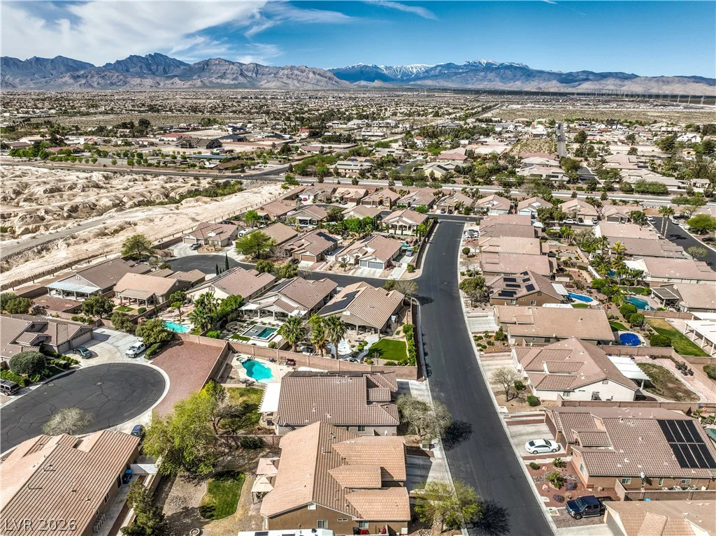 8341 Jeremiahs Lodge, Las Vegas, NV 89131