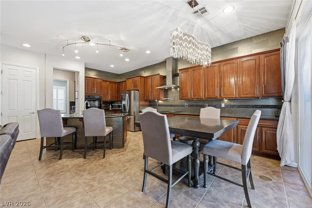 8226 Mount Logan, Las Vegas, NV 89131