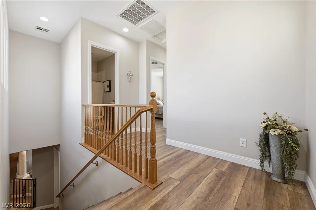 8226 Mount Logan, Las Vegas, NV 89131