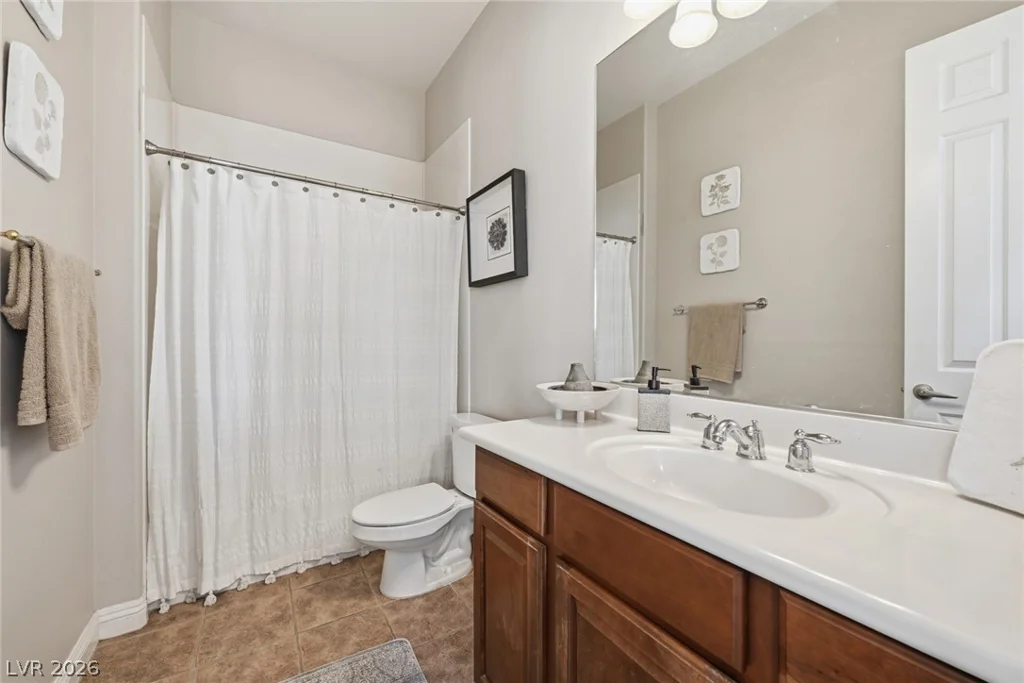 8226 Mount Logan, Las Vegas, NV 89131