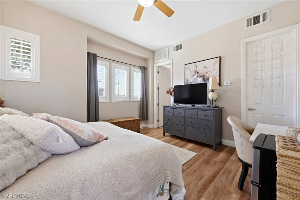 8226 Mount Logan, Las Vegas, NV 89131