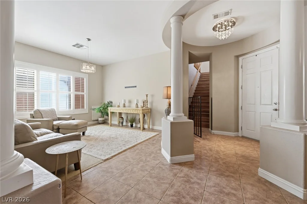 8226 Mount Logan, Las Vegas, NV 89131