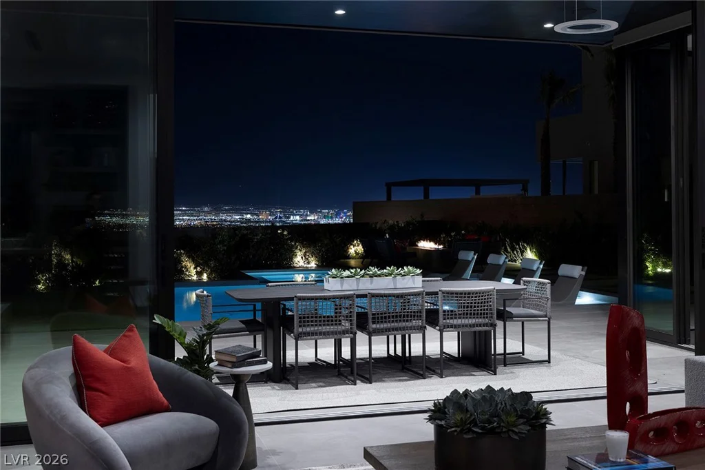 619 Overlook Rim, Henderson, NV 89012