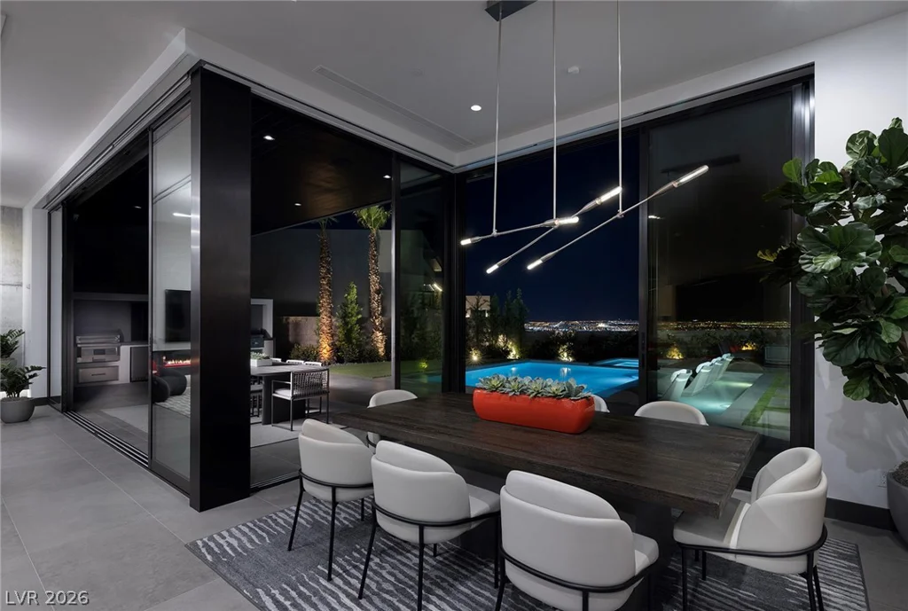 619 Overlook Rim, Henderson, NV 89012