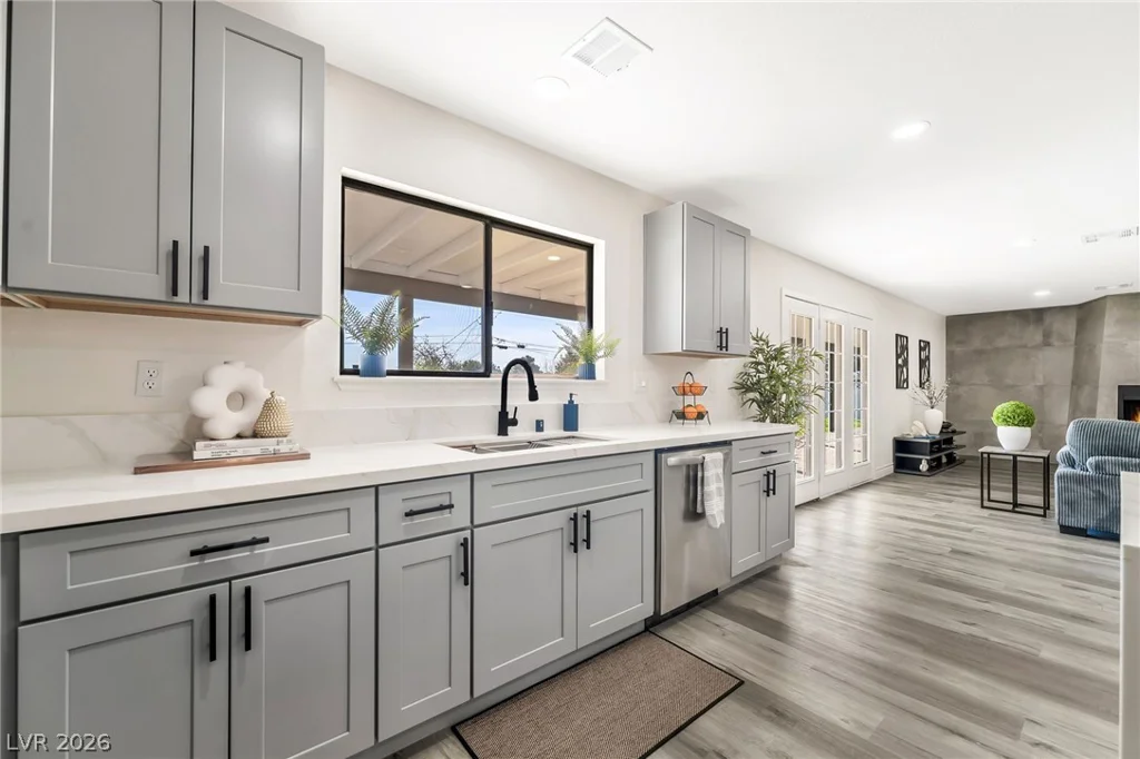 5574 Mojave, Las Vegas, NV 89120