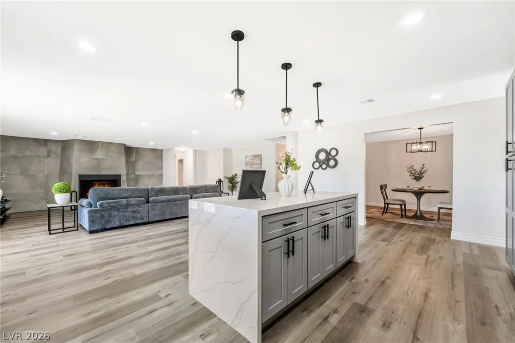 5574 Mojave, Las Vegas, NV 89120