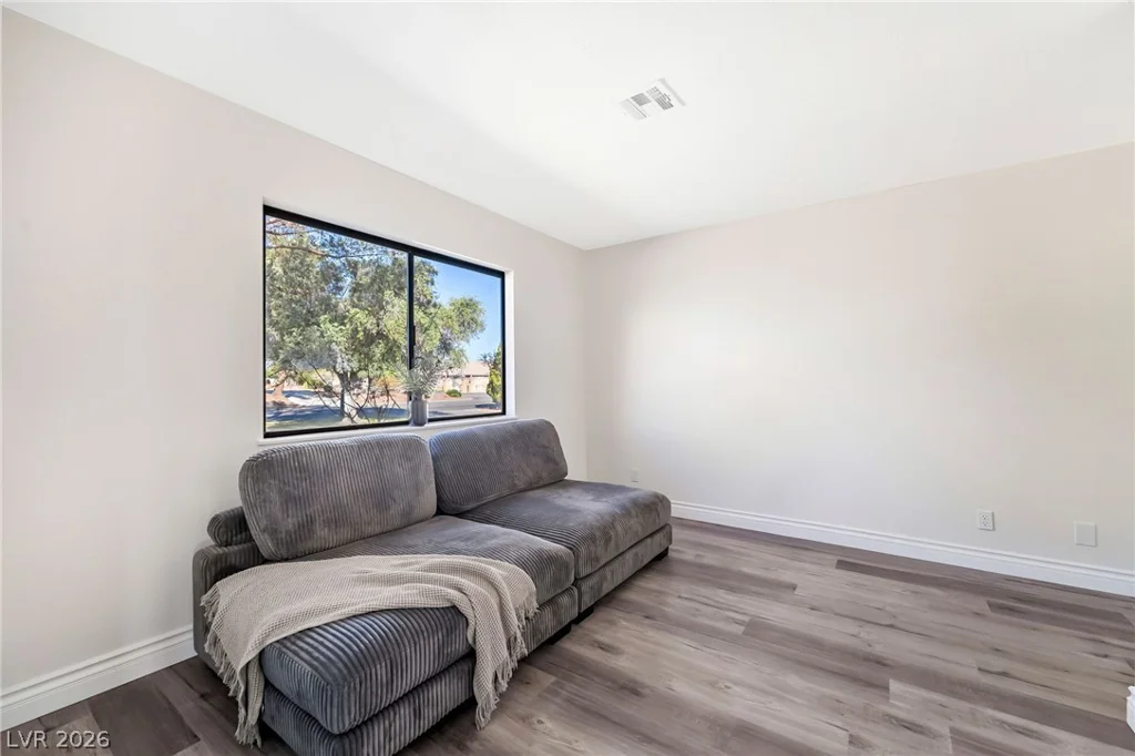 5574 Mojave, Las Vegas, NV 89120