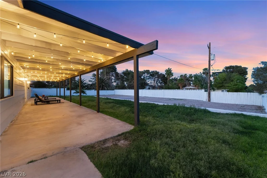 5574 Mojave, Las Vegas, NV 89120