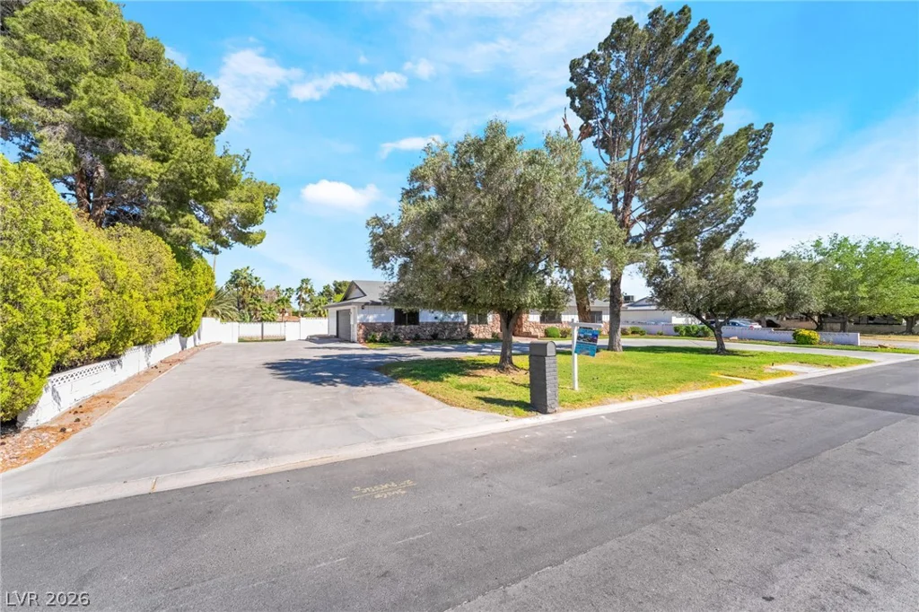 5574 Mojave, Las Vegas, NV 89120