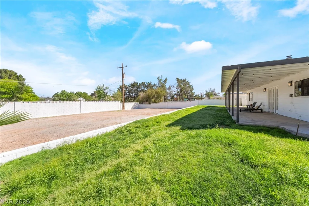 5574 Mojave, Las Vegas, NV 89120
