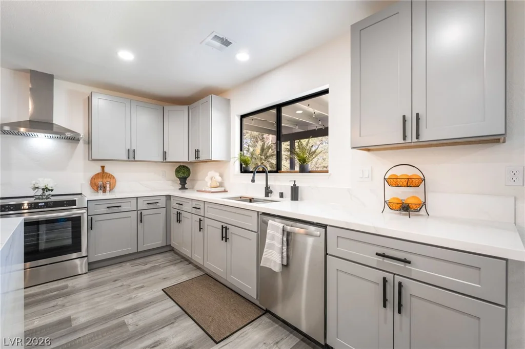 5574 Mojave, Las Vegas, NV 89120