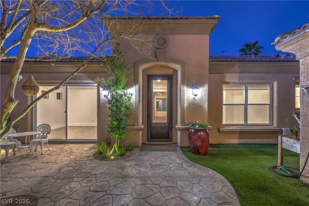 4740 Riva De Romanza, Las Vegas, NV 89135