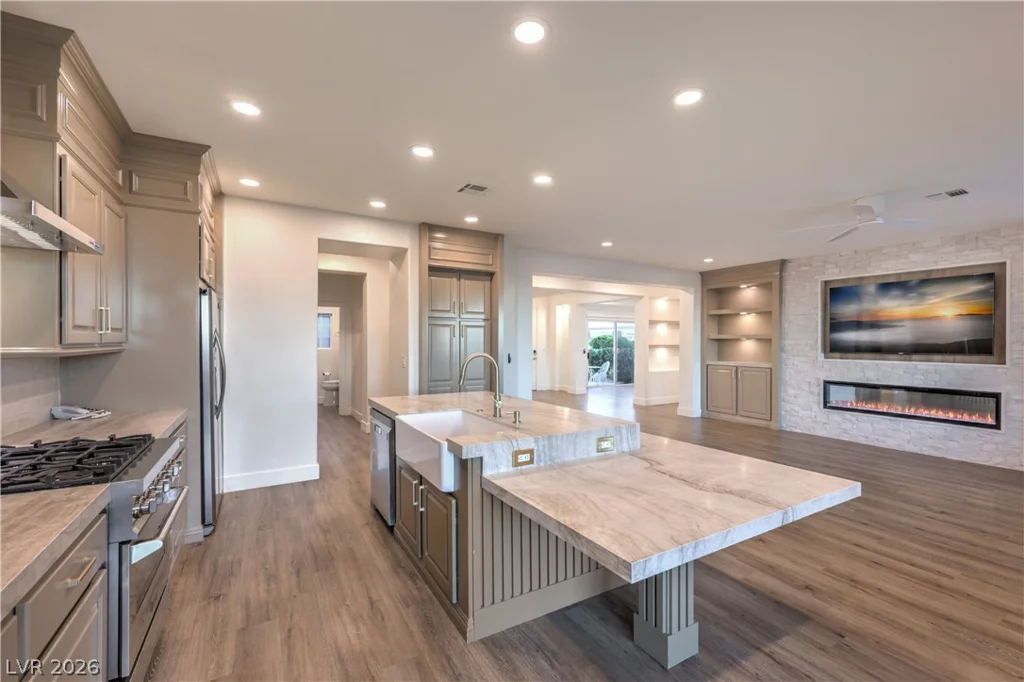 4740 Riva De Romanza, Las Vegas, NV 89135