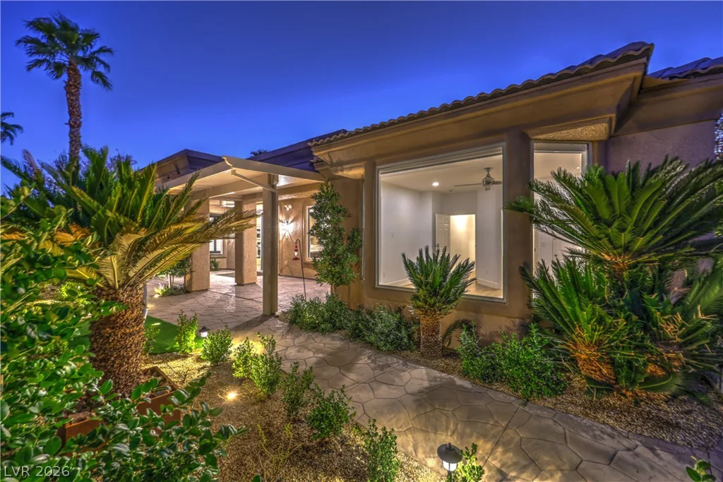 4740 Riva De Romanza, Las Vegas, NV 89135
