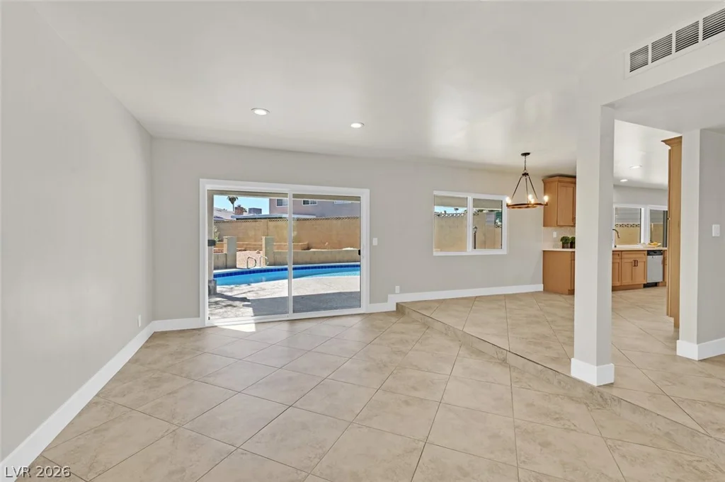 3079 Capistrano, Las Vegas, NV 89121