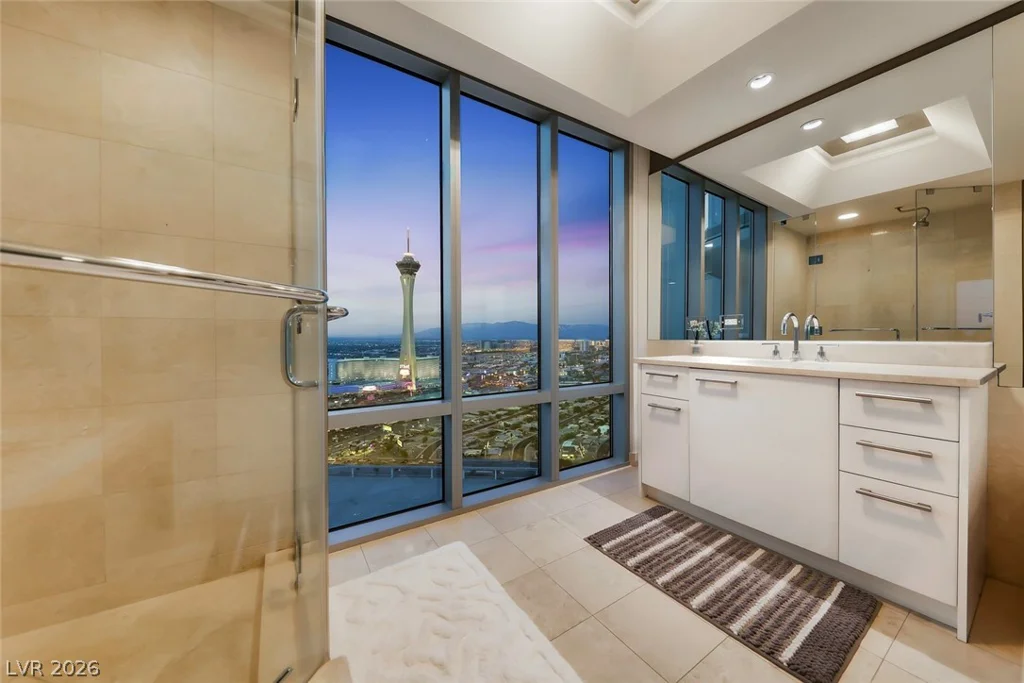 322 Karen, Las Vegas, NV 89109