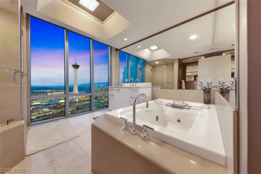 322 Karen, Las Vegas, NV 89109